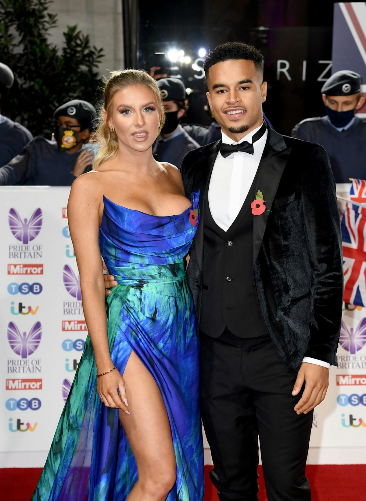 love-island-s-toby-aromolaran-his-age-relationship-with-chloe-burrows