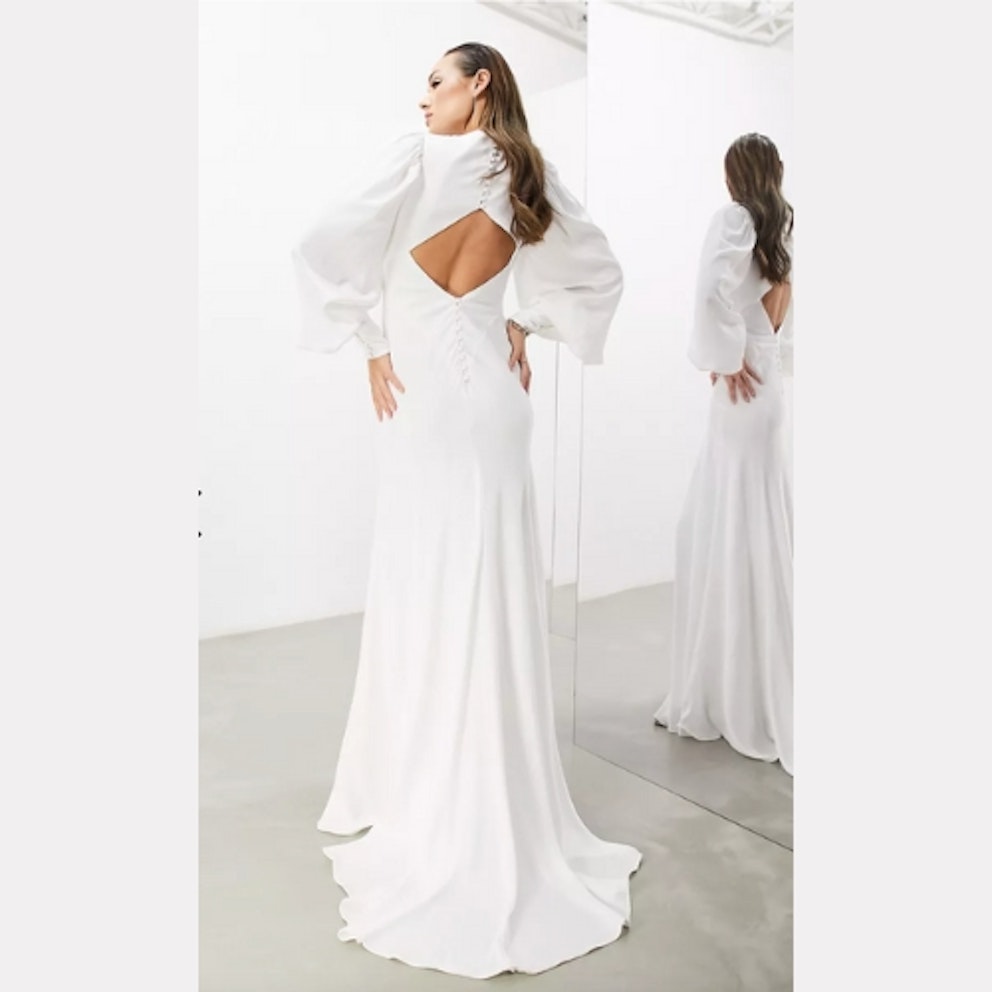 Best Winter Wedding Dresses For A Magical Day