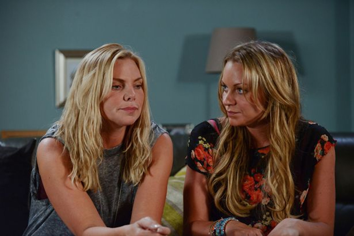 eastenders ronnie and roxy mitchell