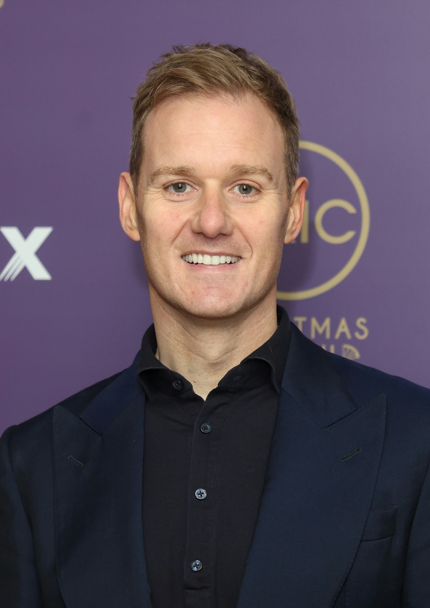 DAN WALKER