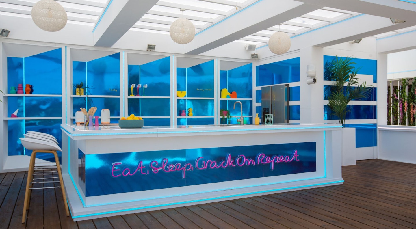 Love island villa - Closer