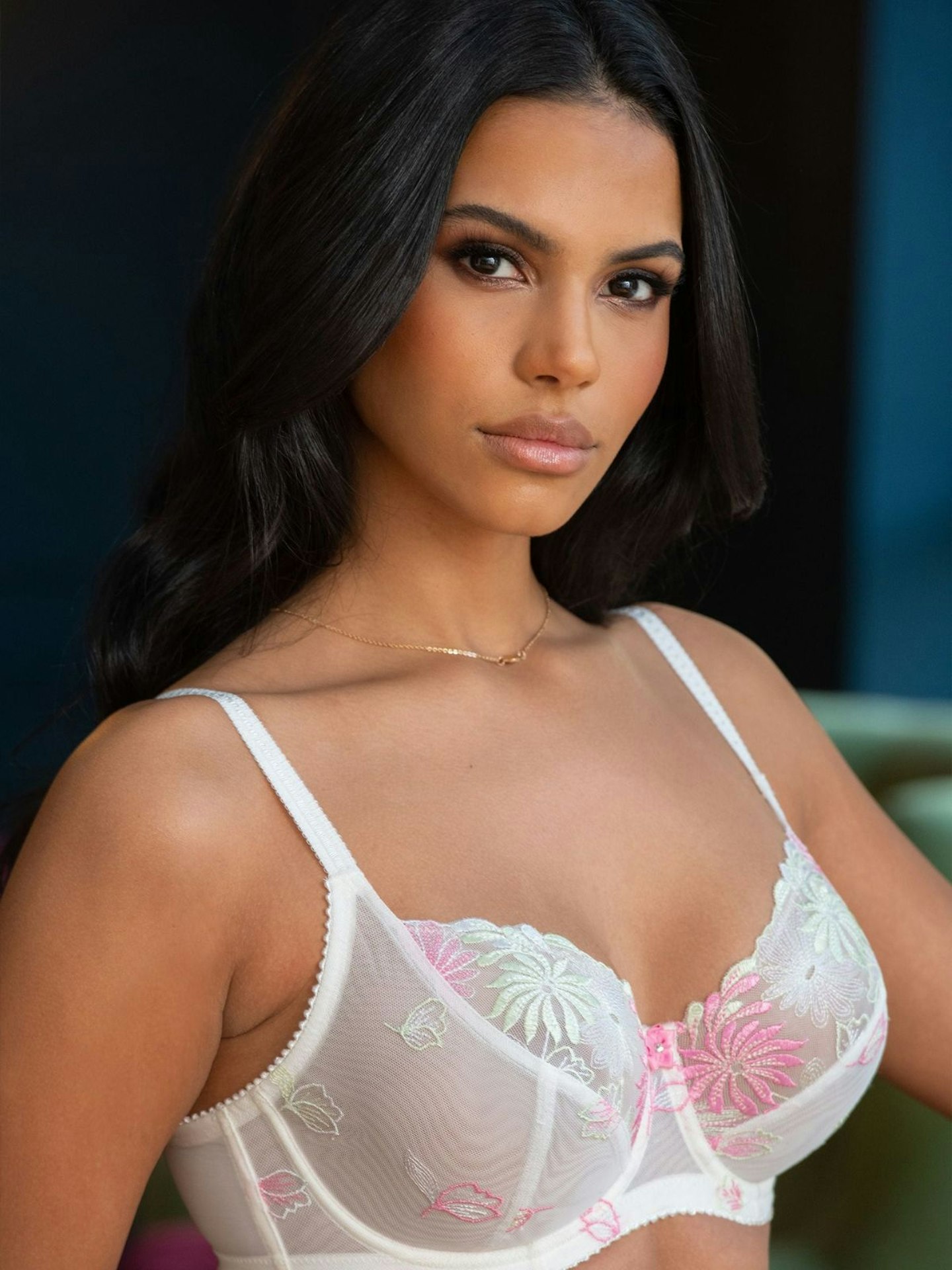 St Tropez Full Cup Bra in White/Pink