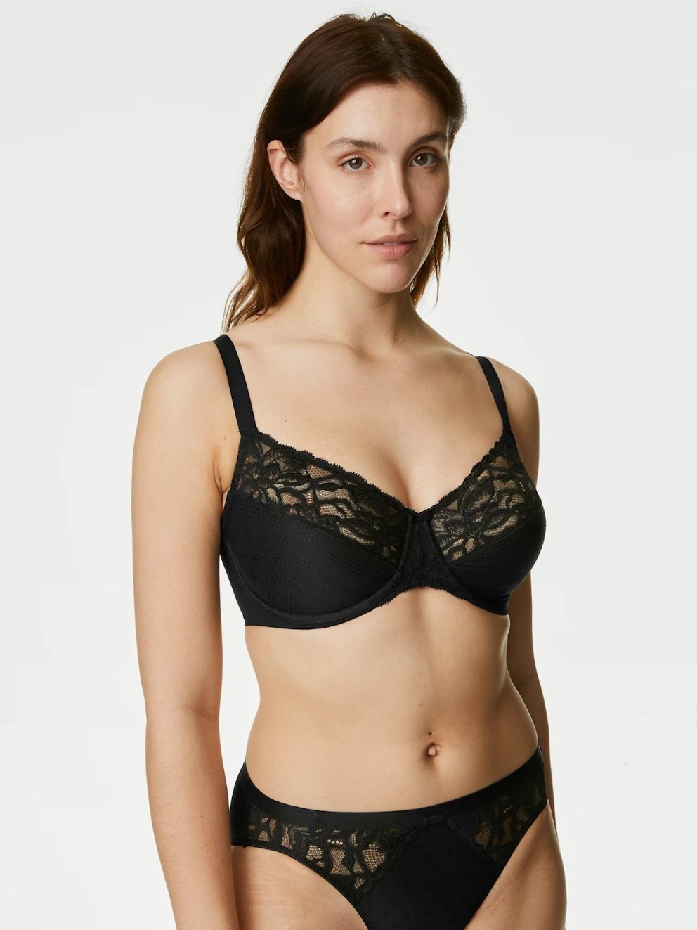 12 Best Minimiser Bras UK 2024