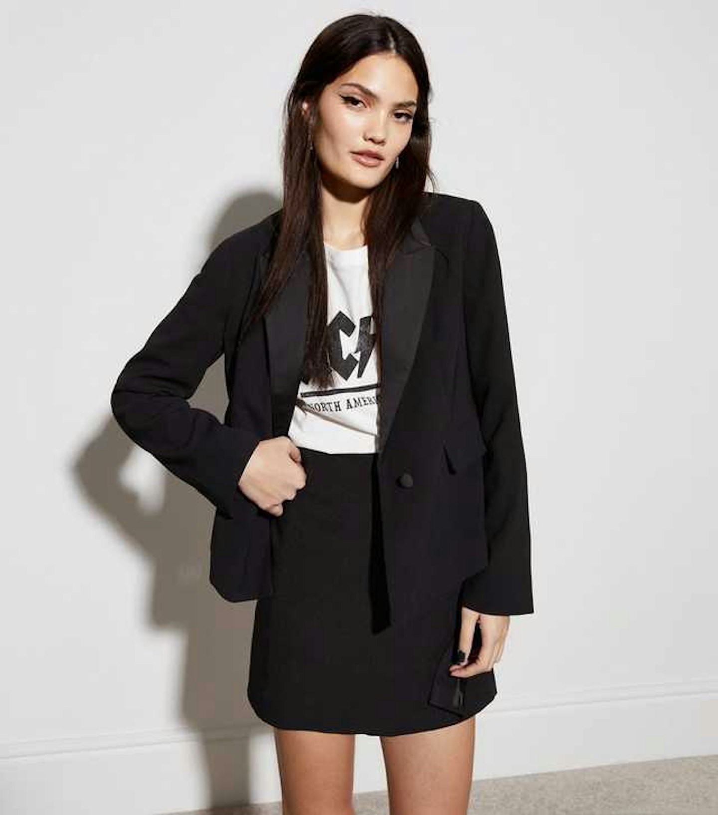 New Look Black Satin Revere Collar Button Blazer