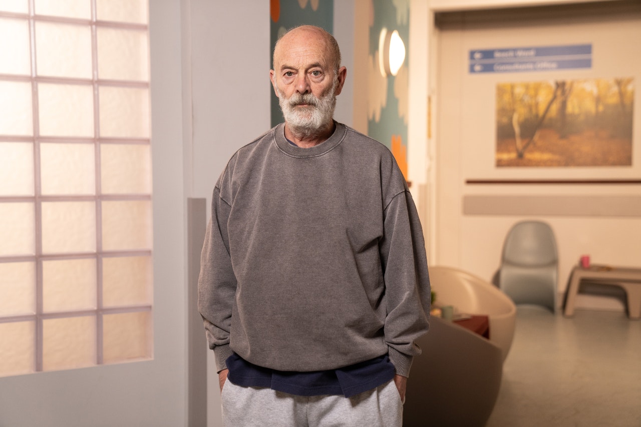 Keith Allen as Gaz in EastEnders