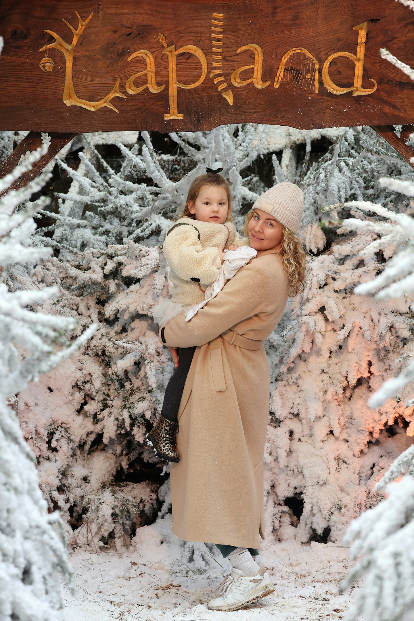 Lydia Bright with her daughter Loretta