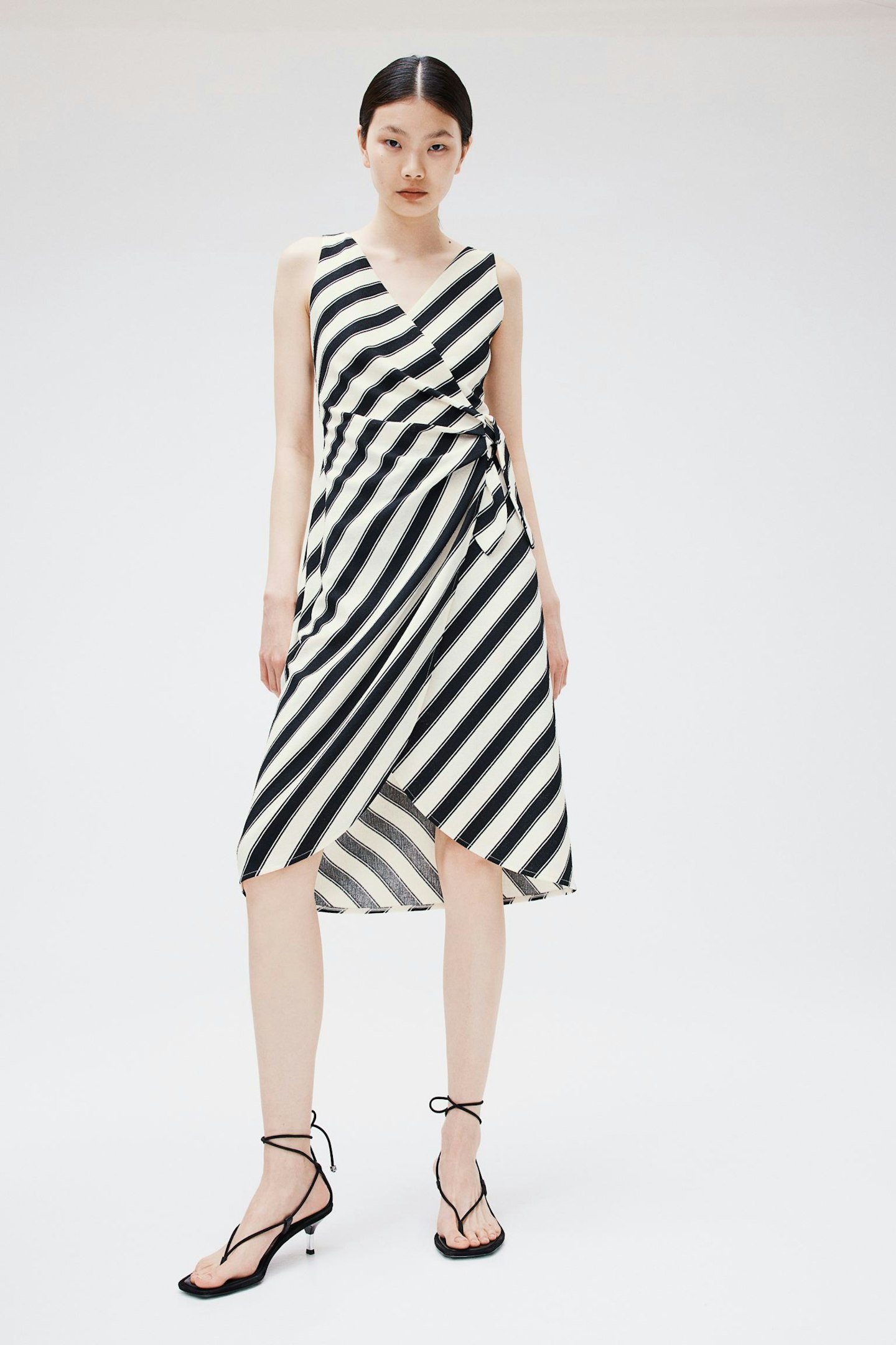 H&M Textured Wrap Dress