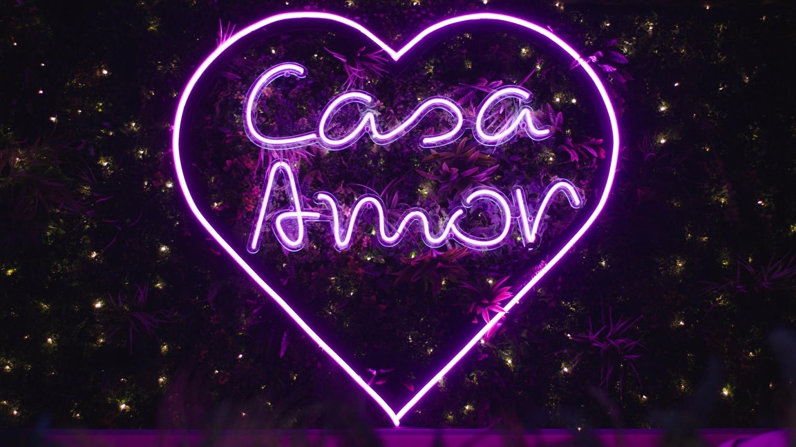 Casa Amor sign