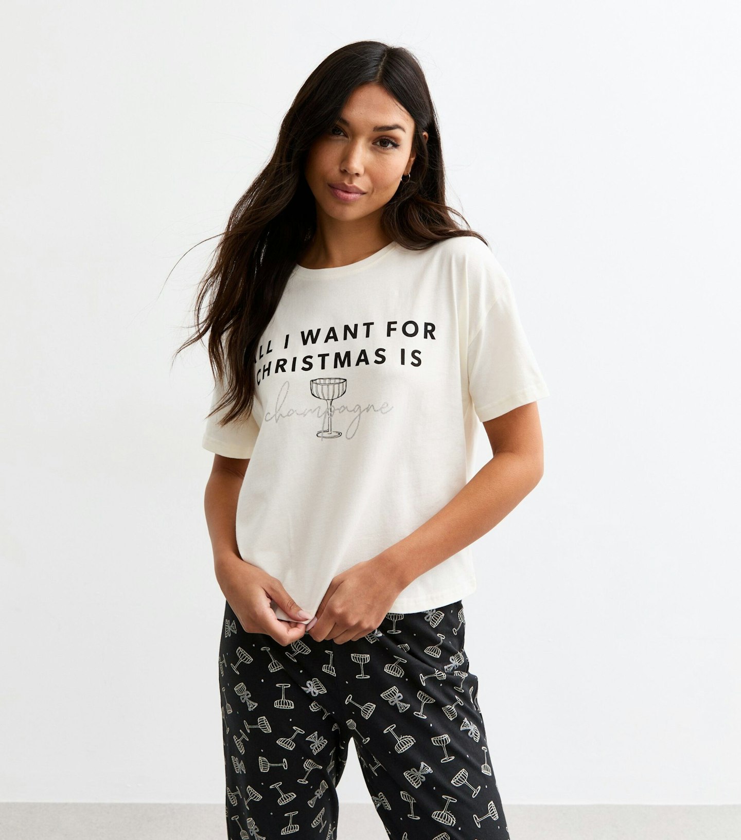 New Look white Christmas champagne print pyjama set