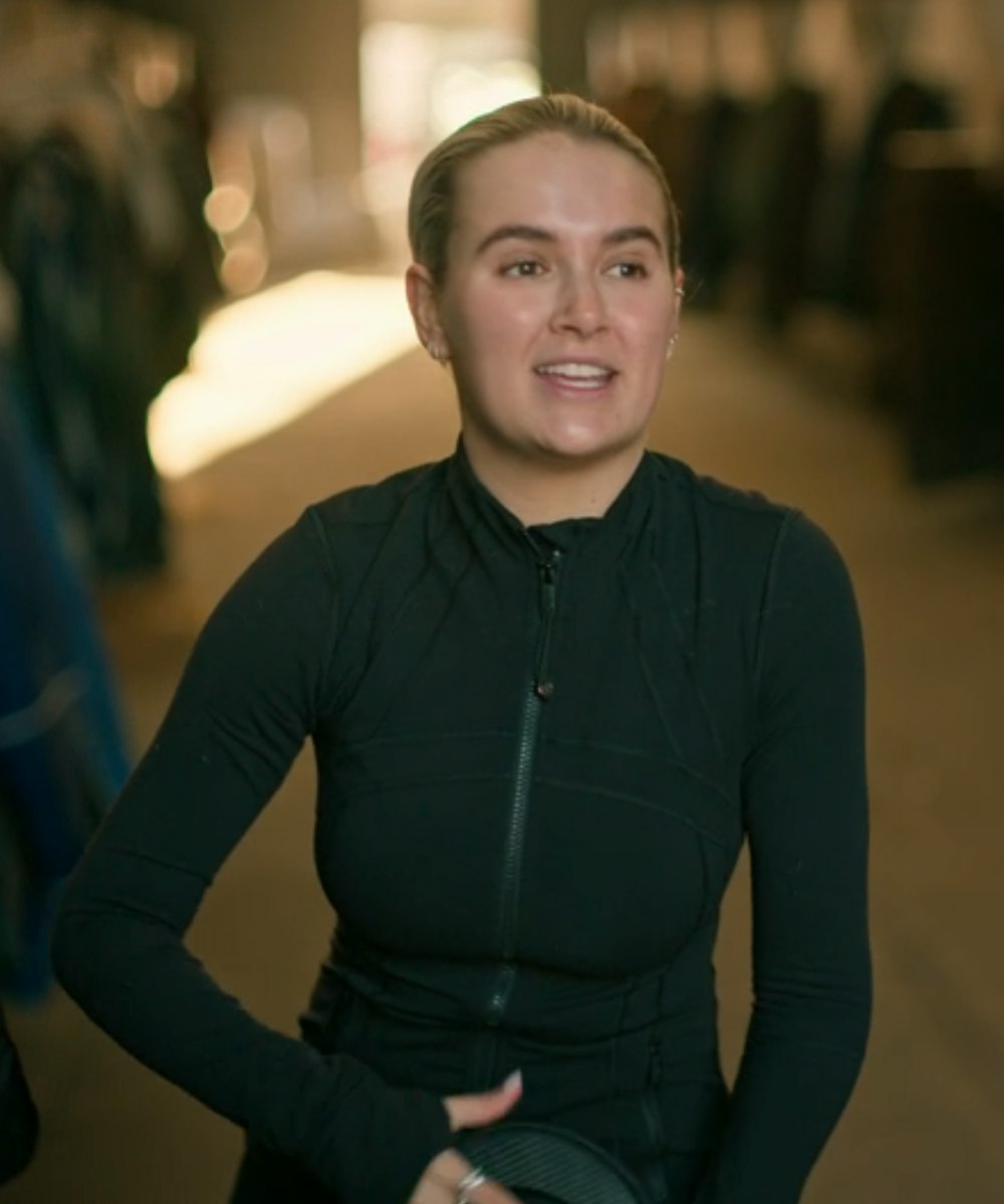 molly mae wearing lululemon define jacket