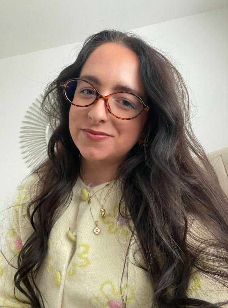 Caitlin Evans | Author | Closer