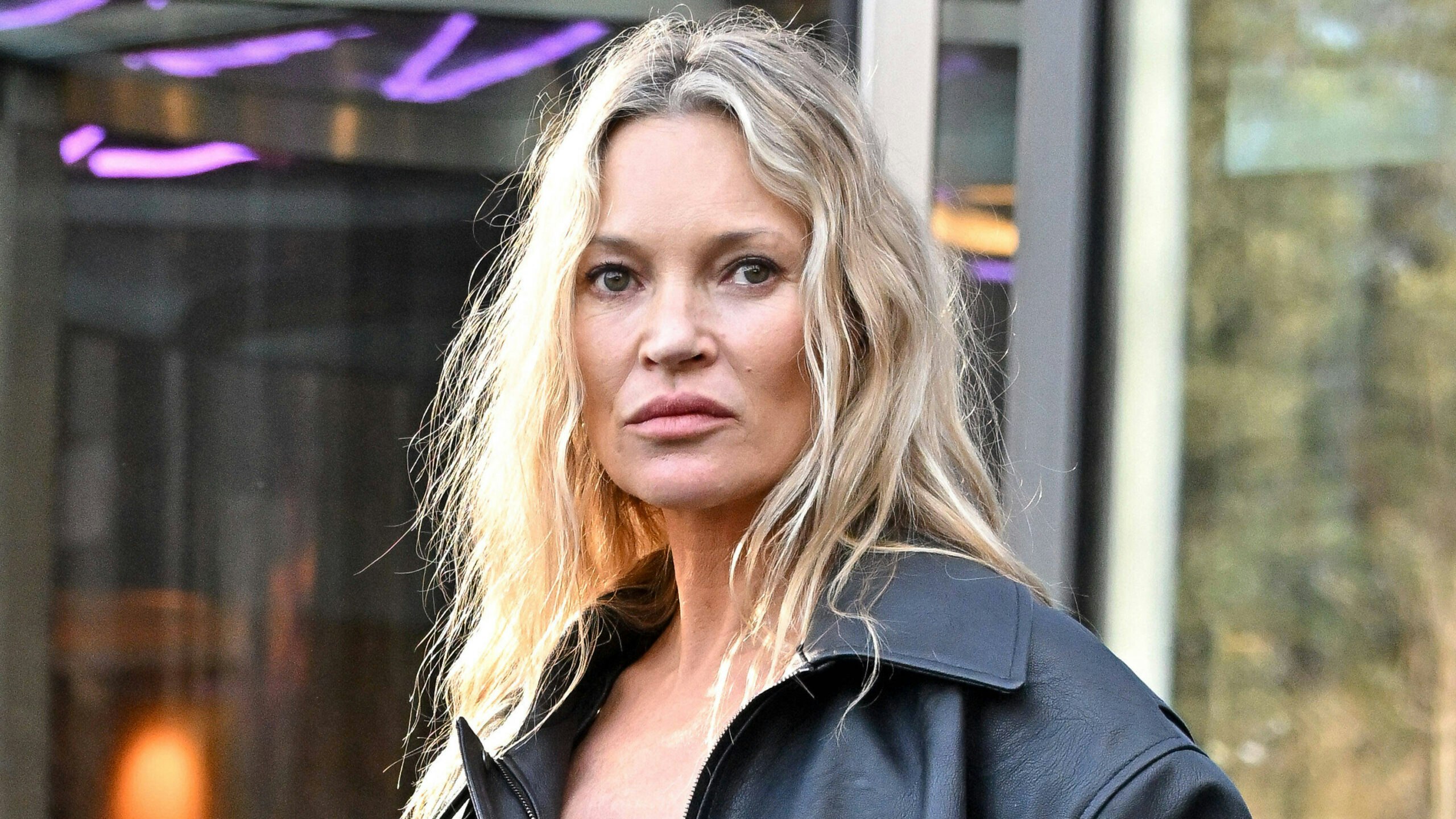 Fears grow as Kate Moss returns to partying