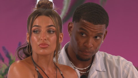 Love Island's Toni Laites: her age, job, girls' divide and Cach Mirjah