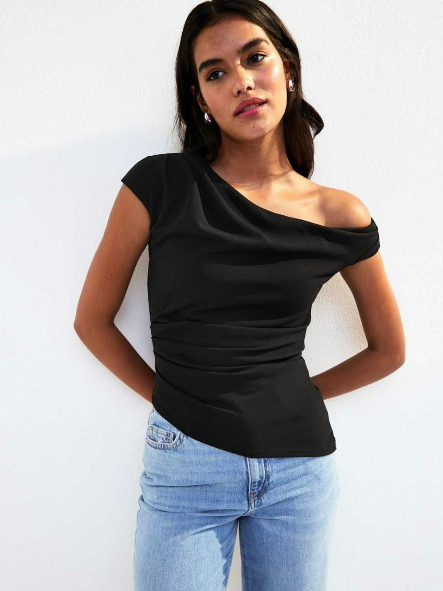 SHOP: New Look Black Off Shoulder Scuba Top