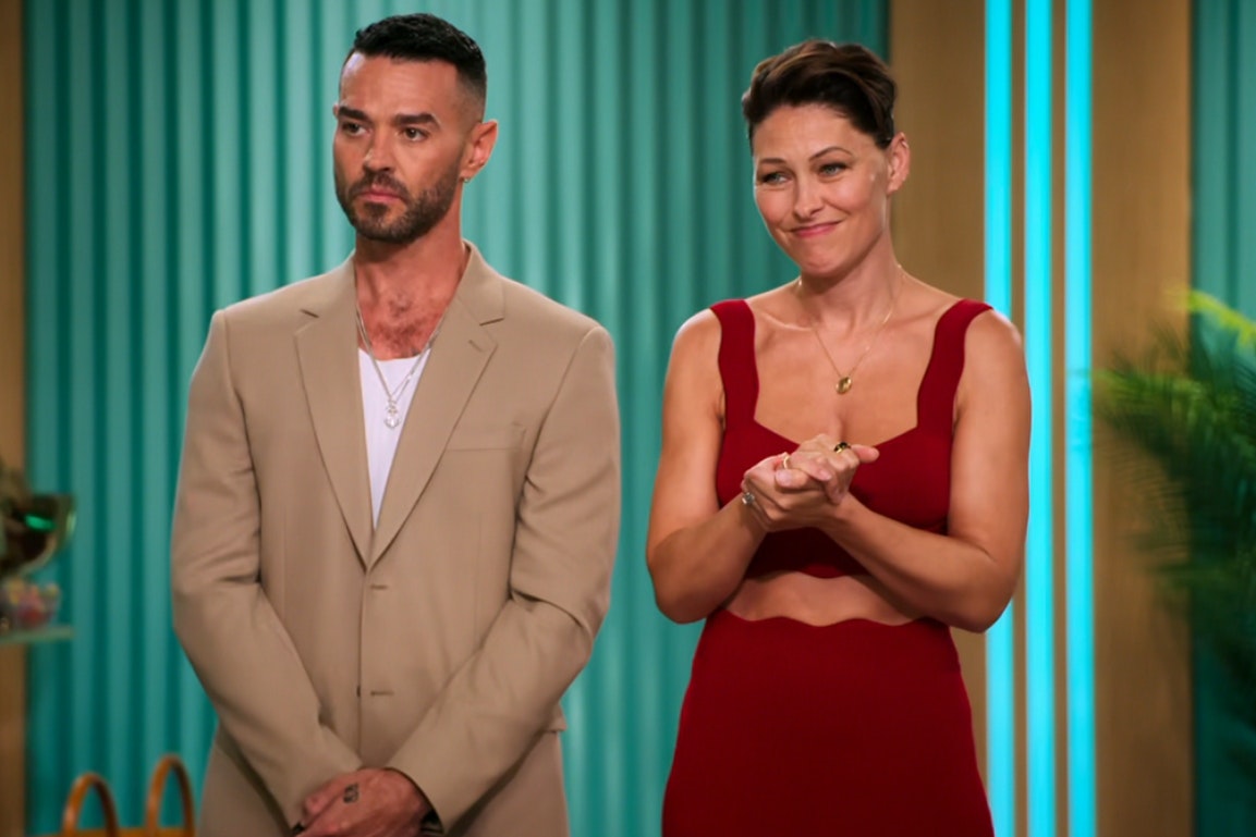 Emma Willis Love Is Blind ep1