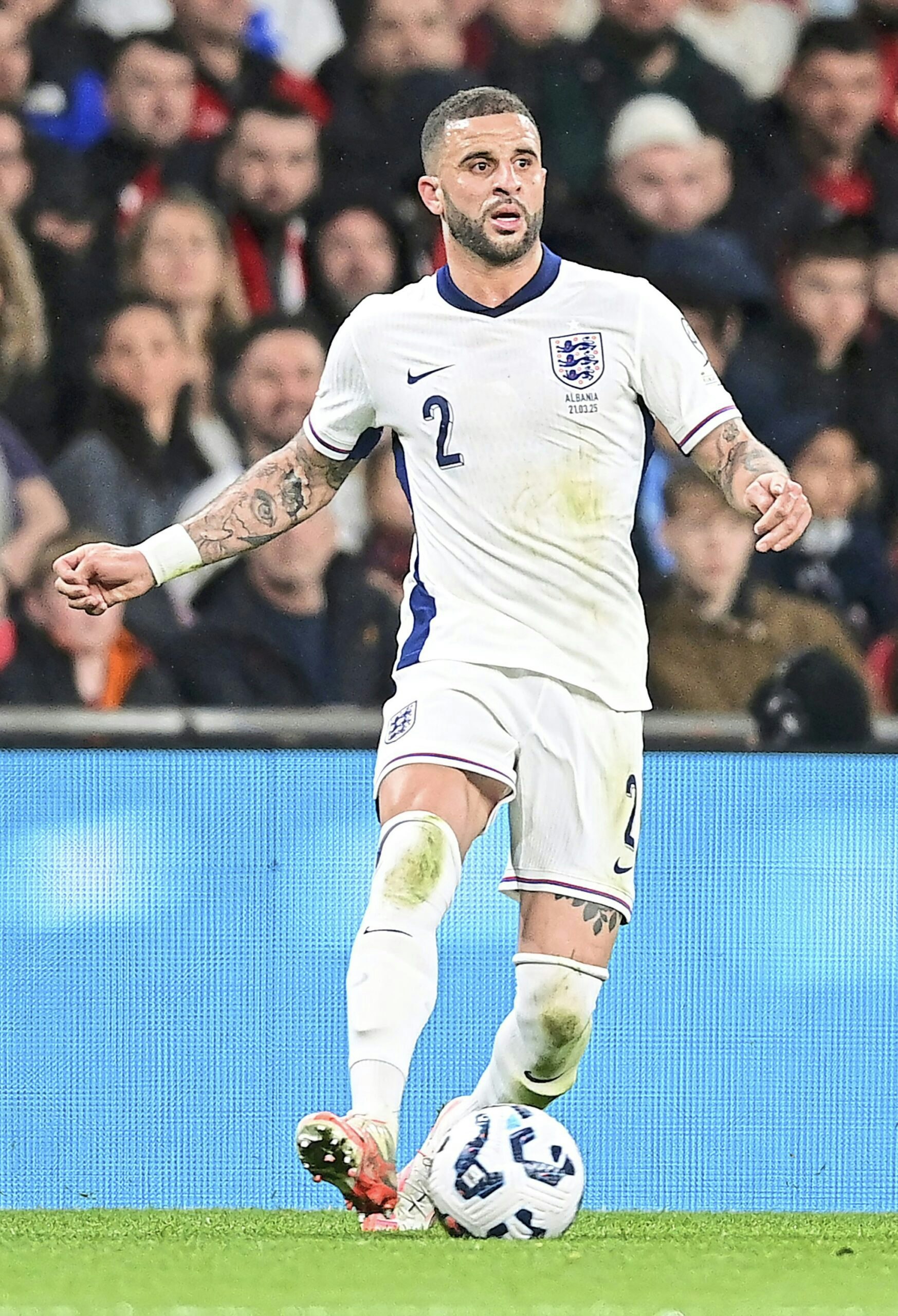 kyle walker playing football