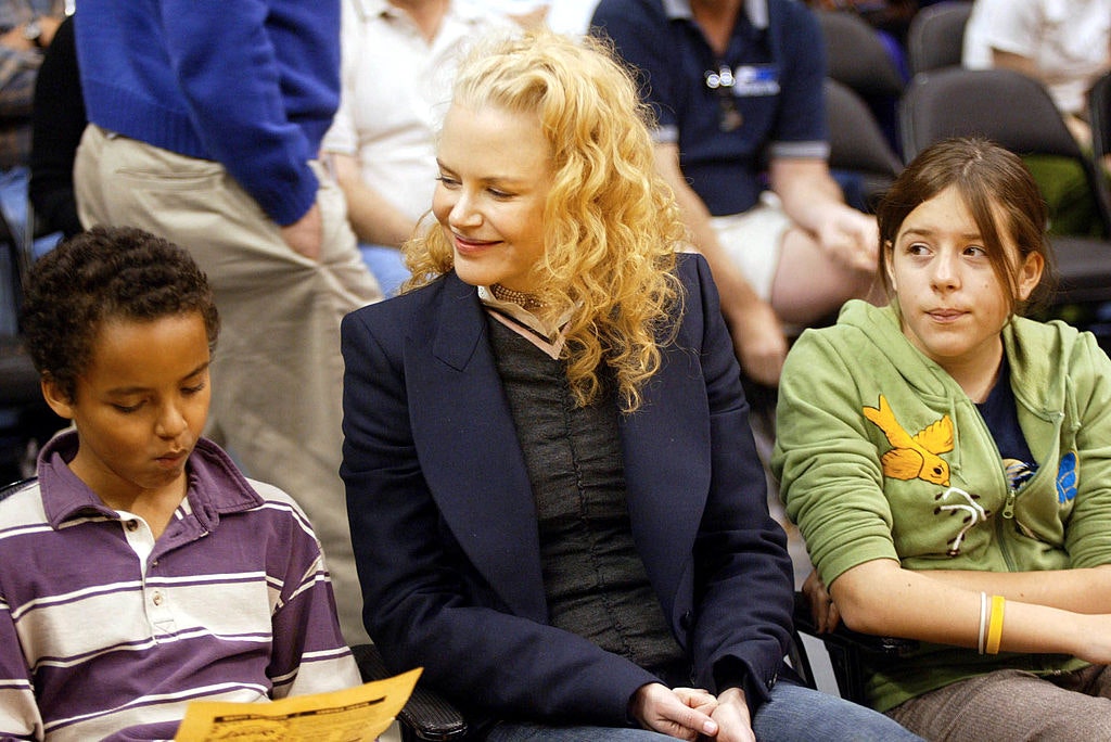 Actress Nicole Kidman and her children Connor (L) and Isabella (R) attend a game between the Los Angeles Lakers and the Miami Heat at the Staples Center