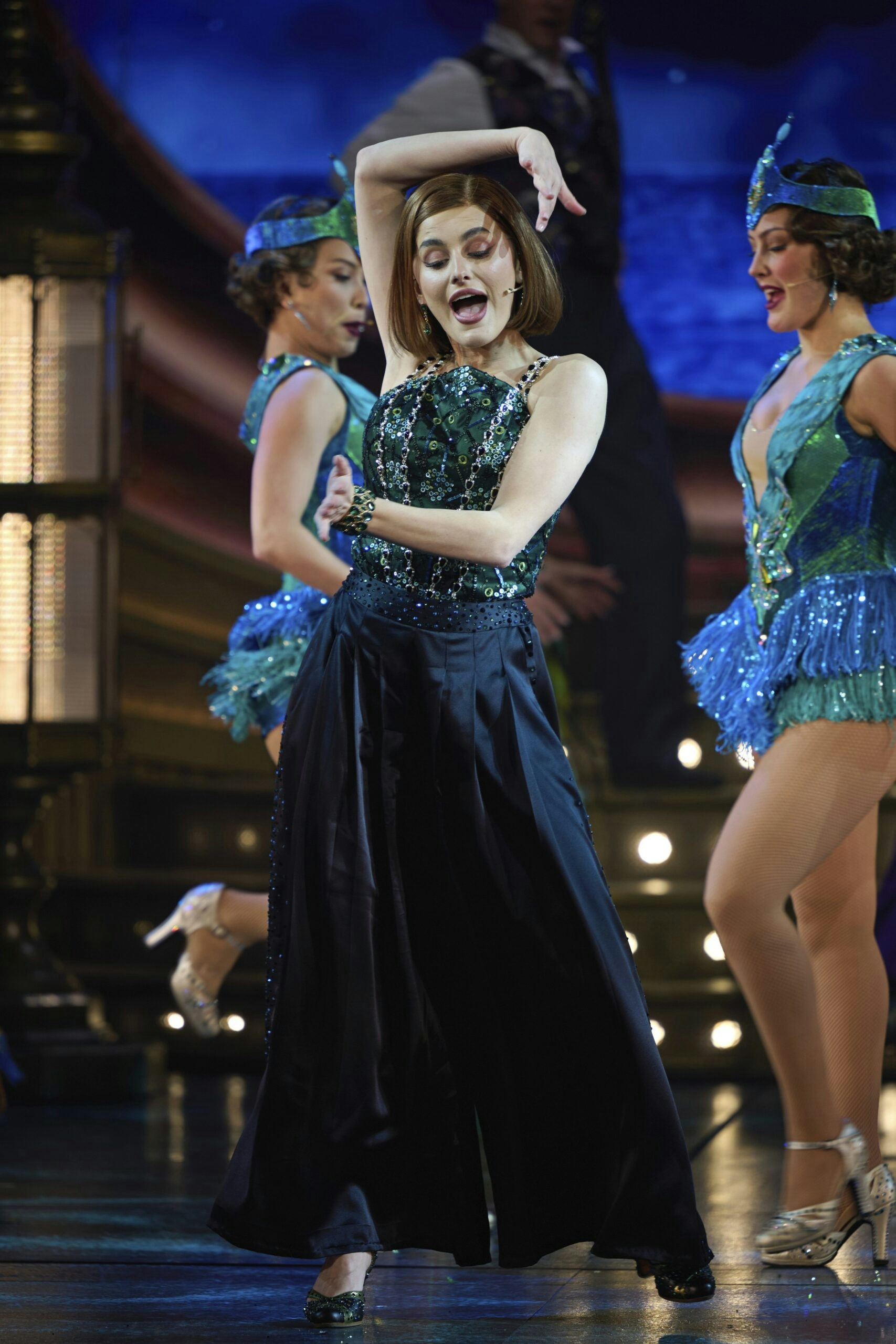 amber davies performing on the west end