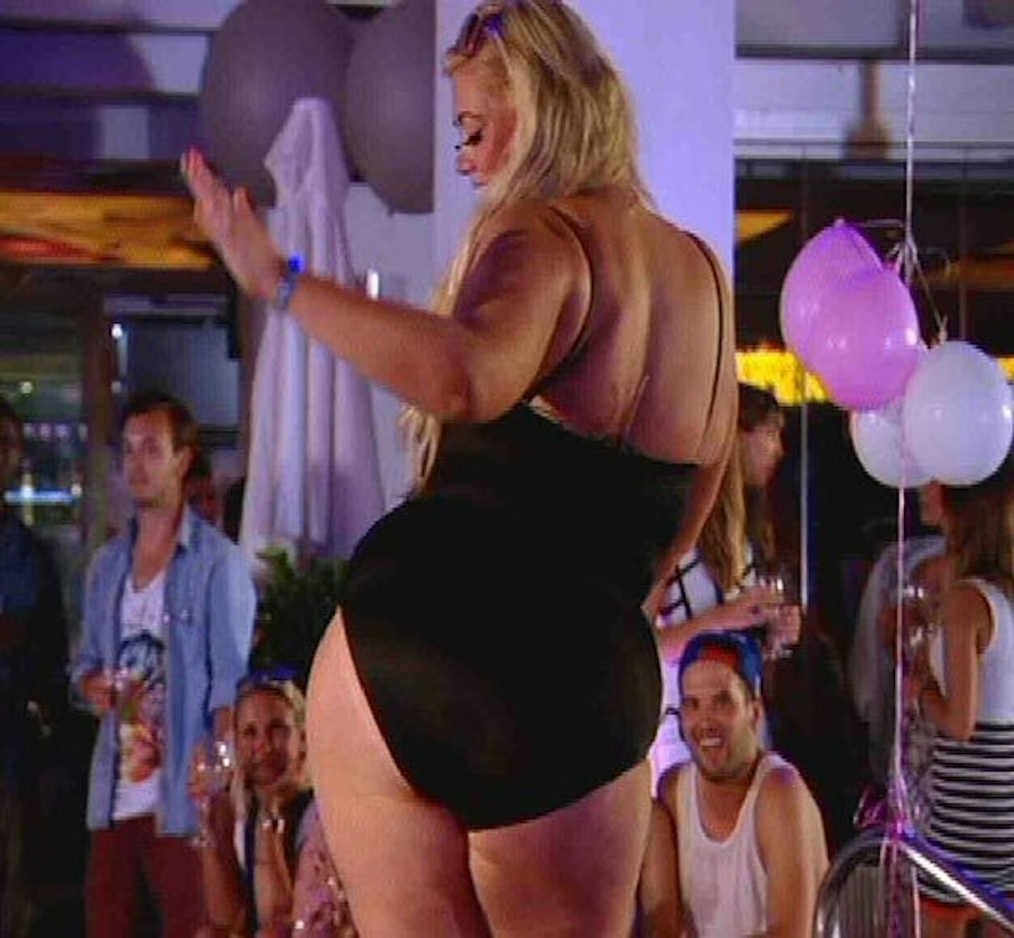 gemma collins slaps her bum in towie