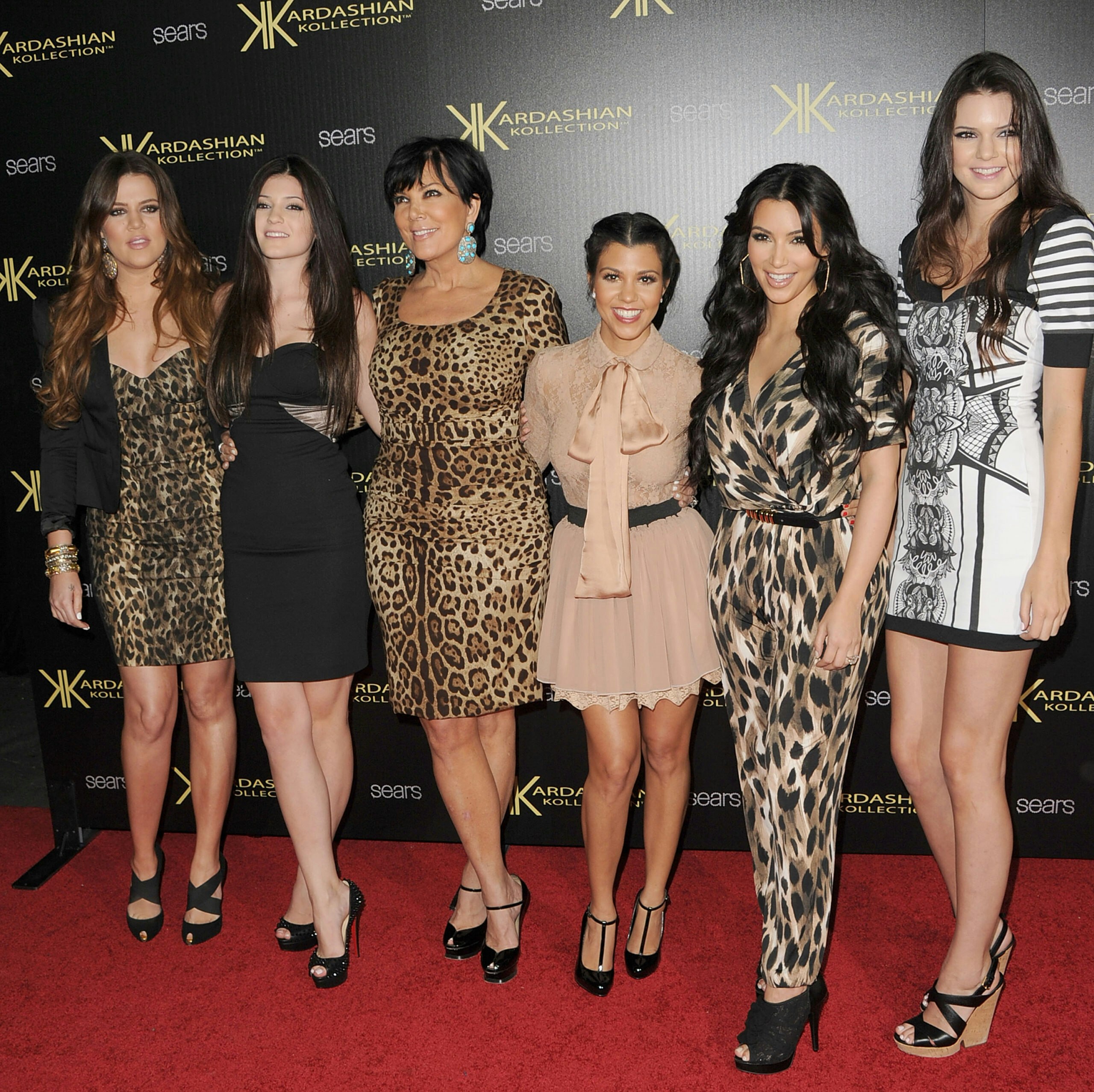 khloe, kim, kourtney kardashian and kylie, kris, kendall jenner