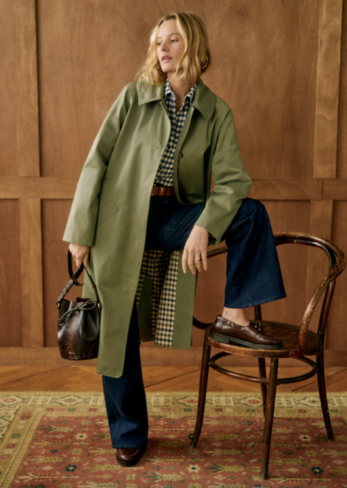 Sézane Clyde Trench Coat In Light Olive Green