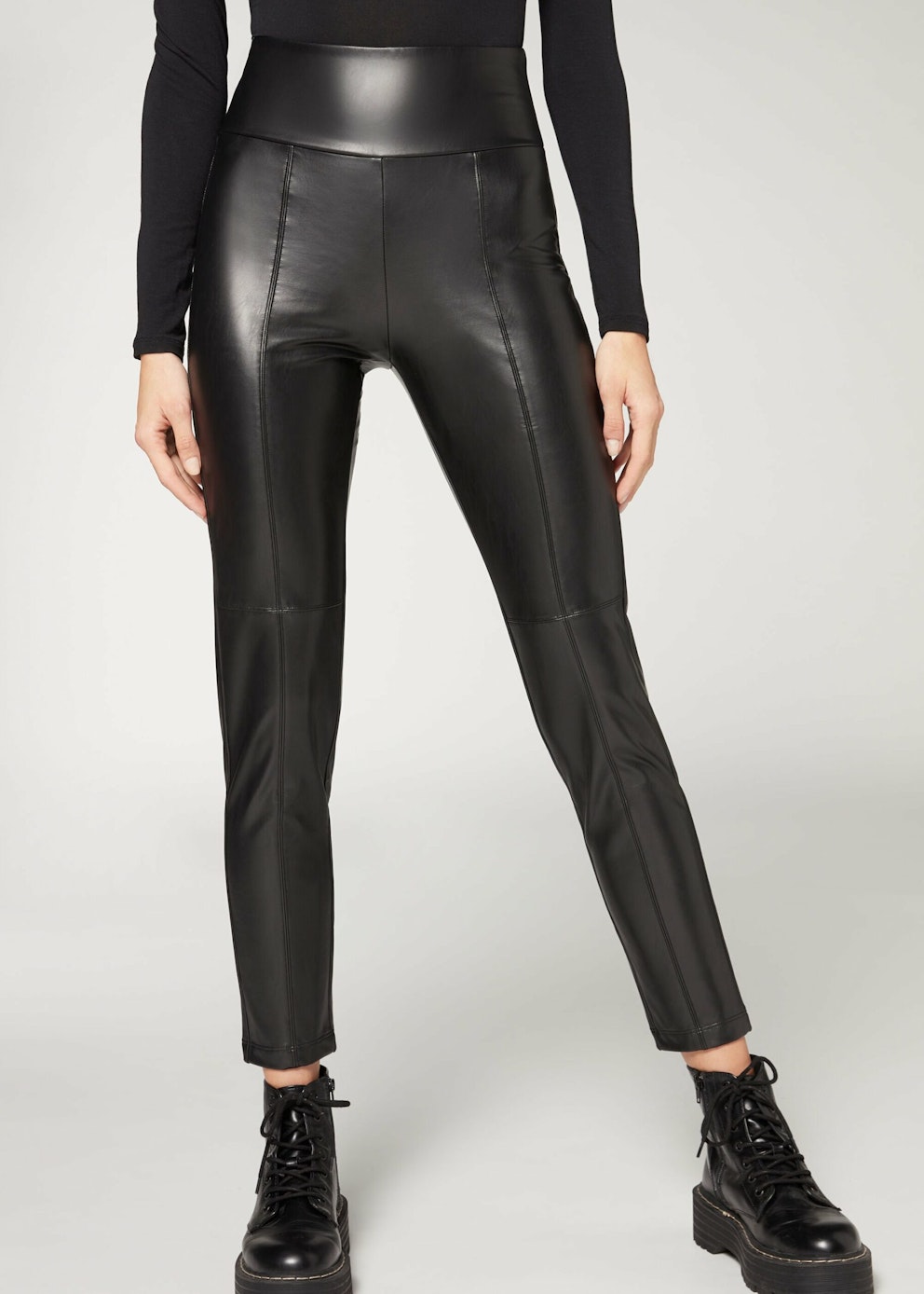 The Best Thermal Clothes For Women 2022