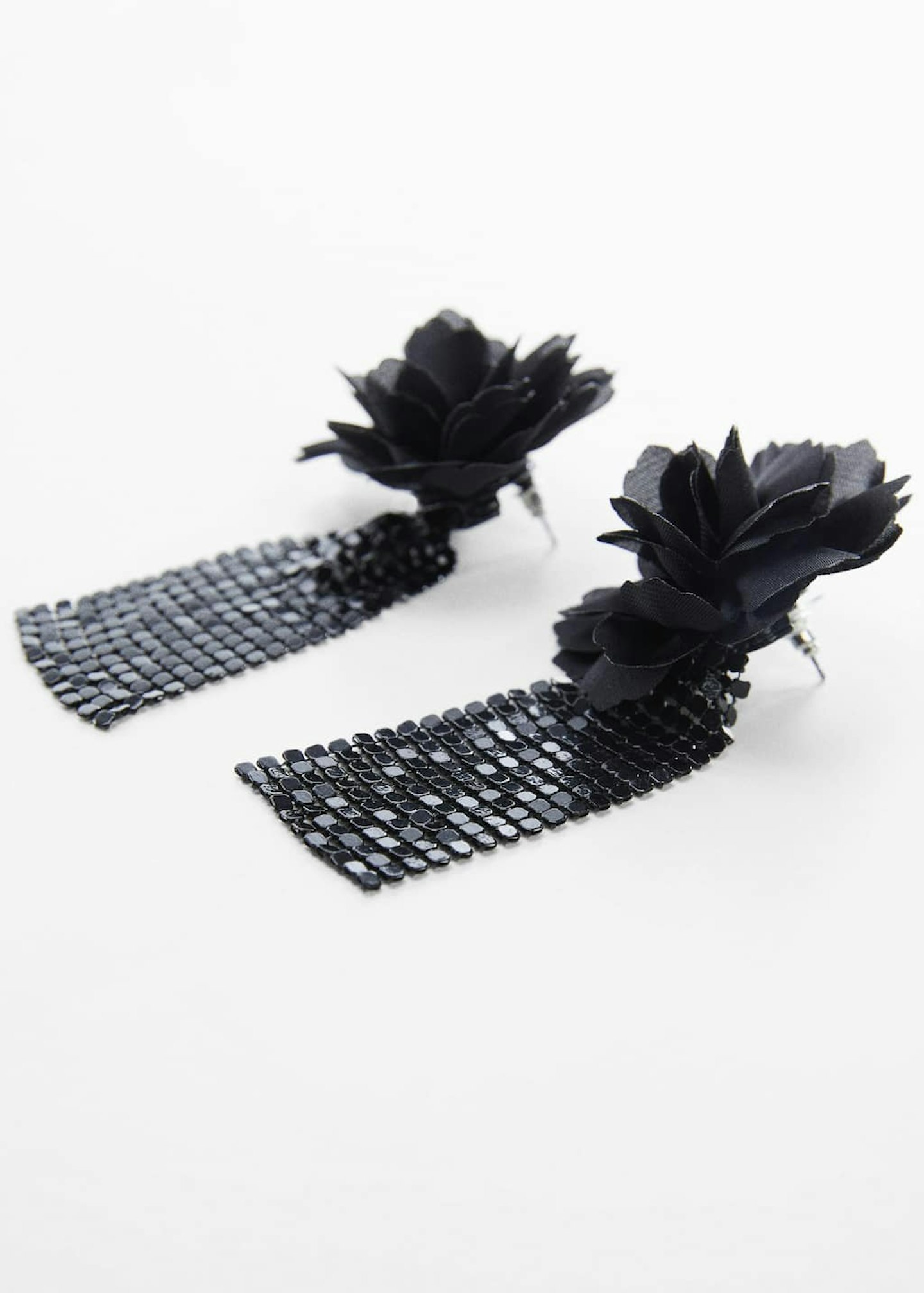 Mango, Mesh Flower Earrings