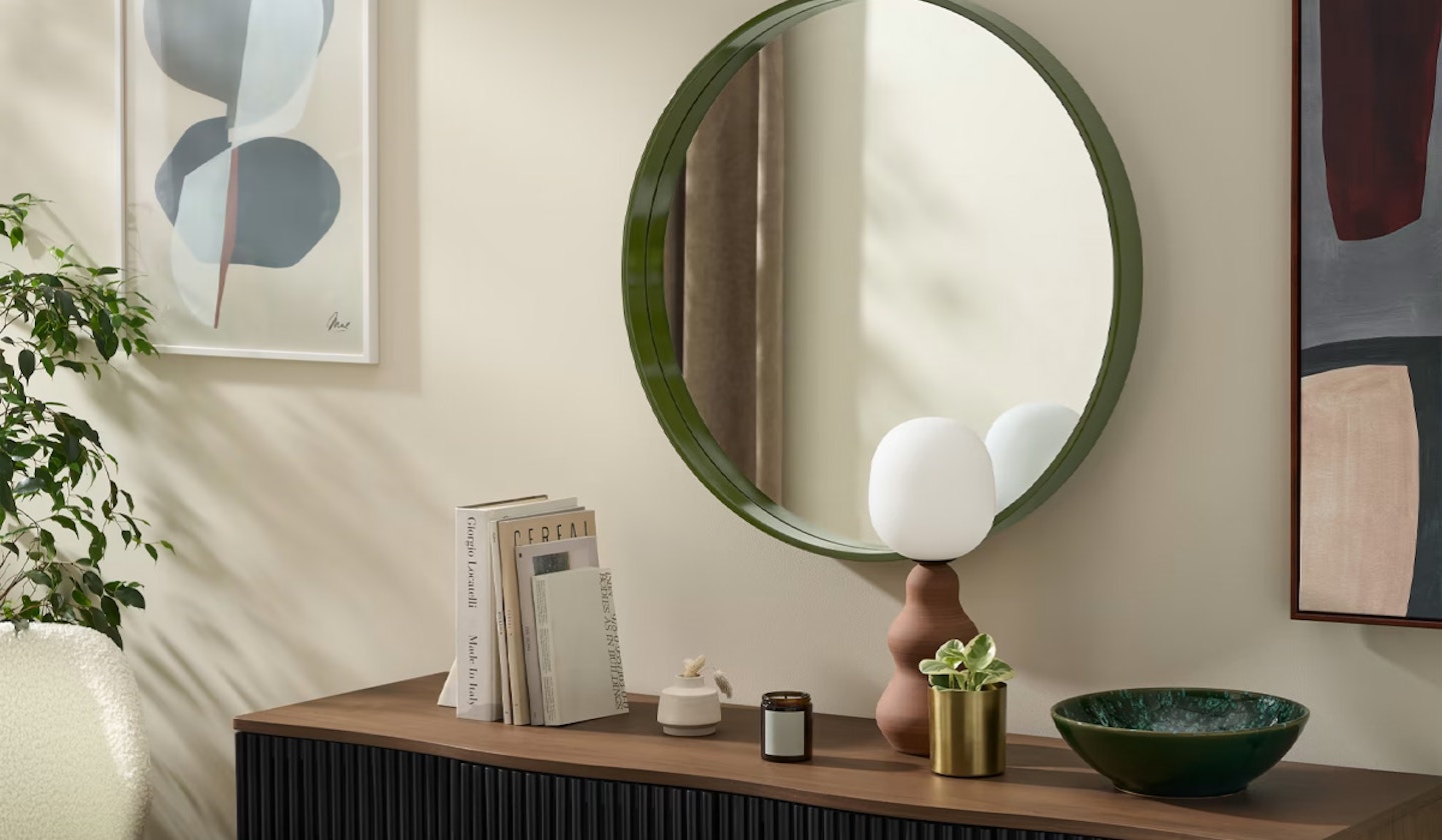 Top 10 LED Round Mirrors for a Glamorous Look