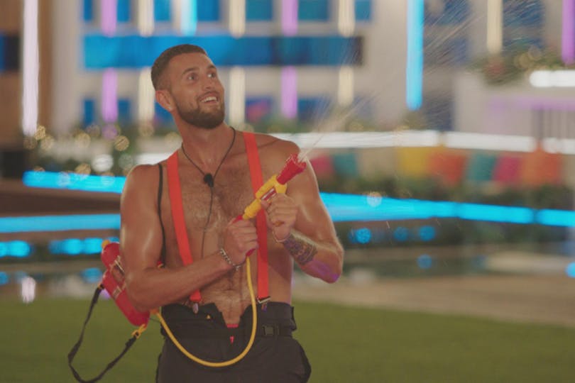 Love Island The Most Memorable Heart Rate Challenges Of All Time Grazia