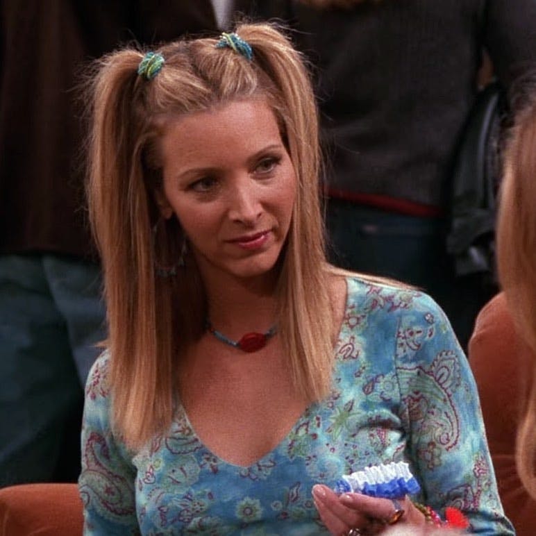 Best Phoebe Buffay Hairstyles On Friends  KAYNULI