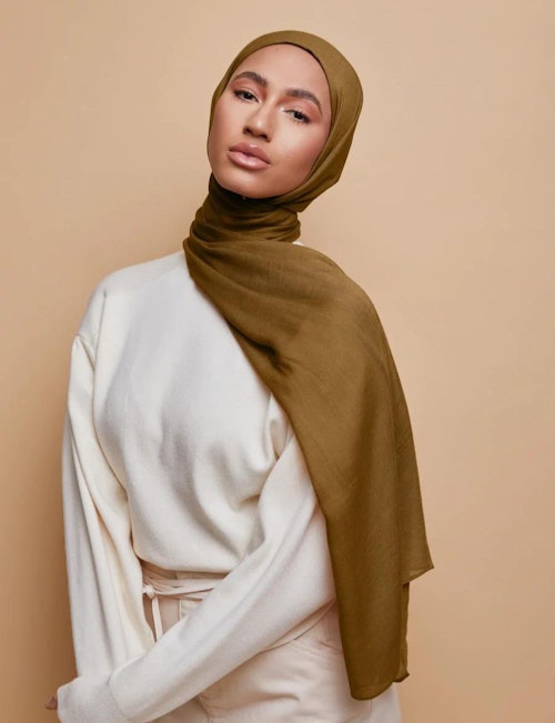 Khaki hijab
