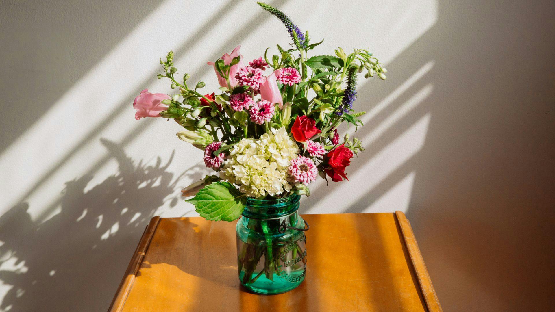 The Best Online Flower Delivery Services Just In Time For Mother's Day - Vimarsana News