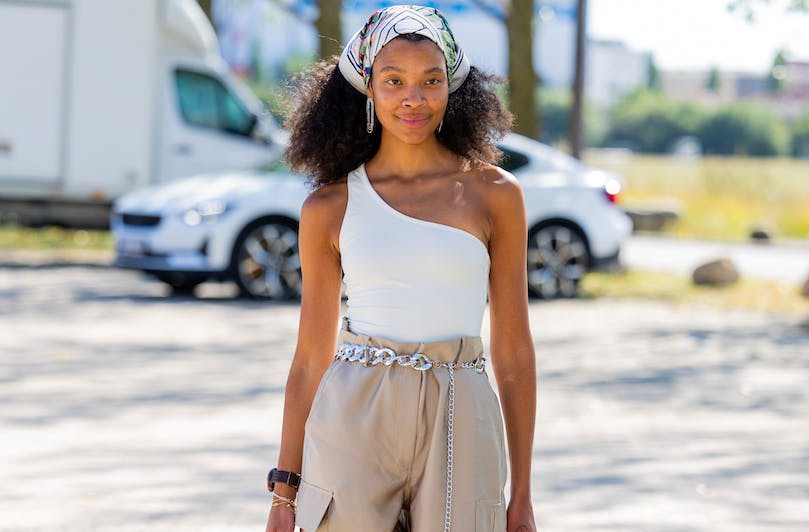 2019 Street Style Trend: Wide Leg Pants | 8 Subtle Tweaks to Make to Your Street  Style This Year | POPSUGAR Fashion UK Photo 4
