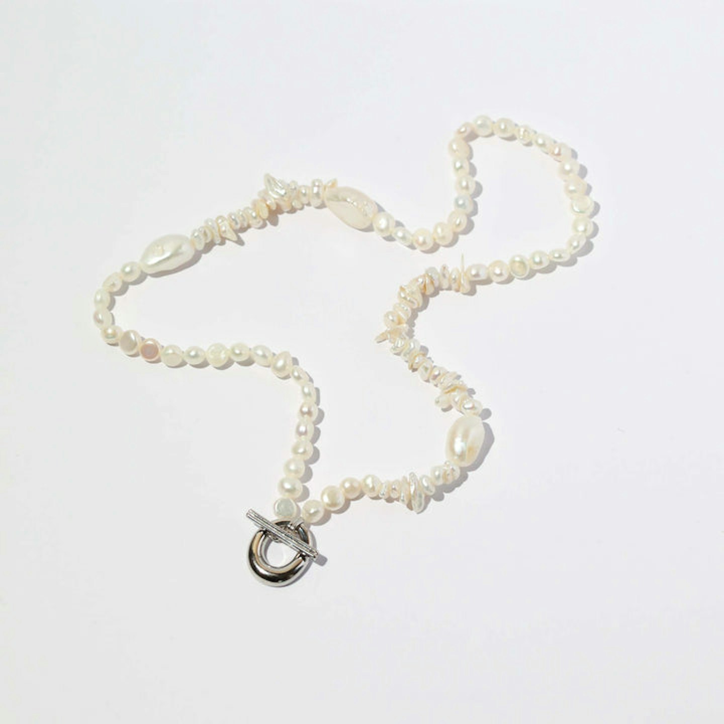 Astrid & Miyu, Serenity Pearl Beaded T-Bar Necklace In Silver