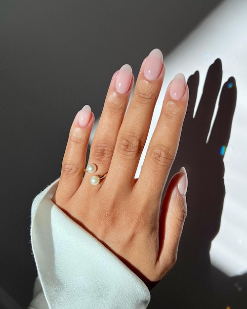 rose pale pink wedding nails