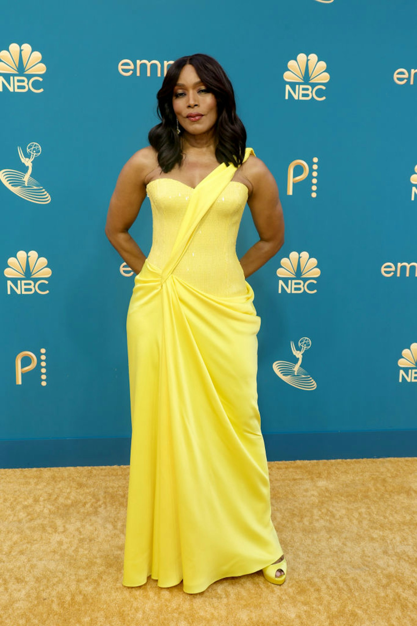 Angela Bassett Emmys 2022