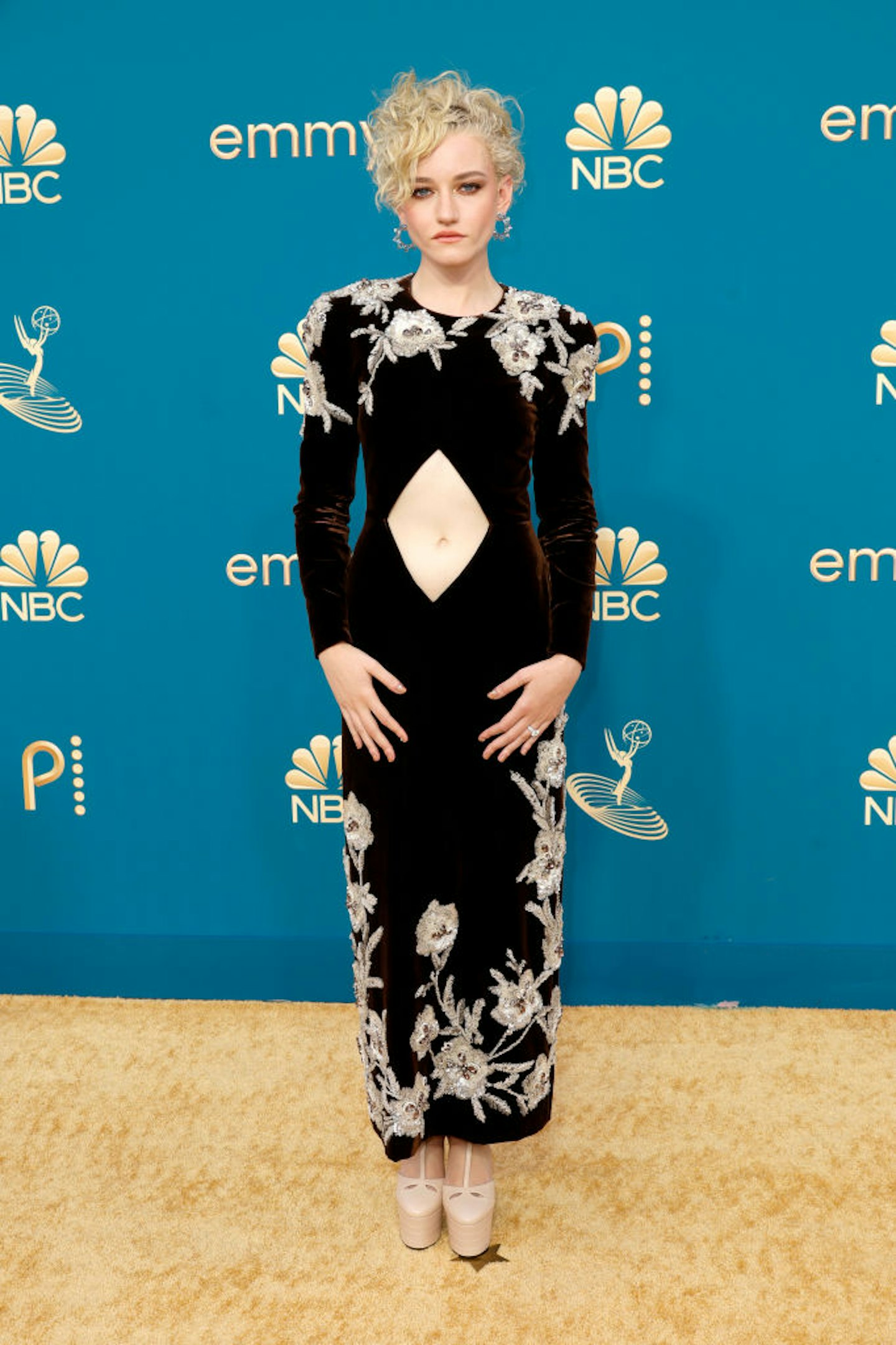 Julia Garner Emmys 2022