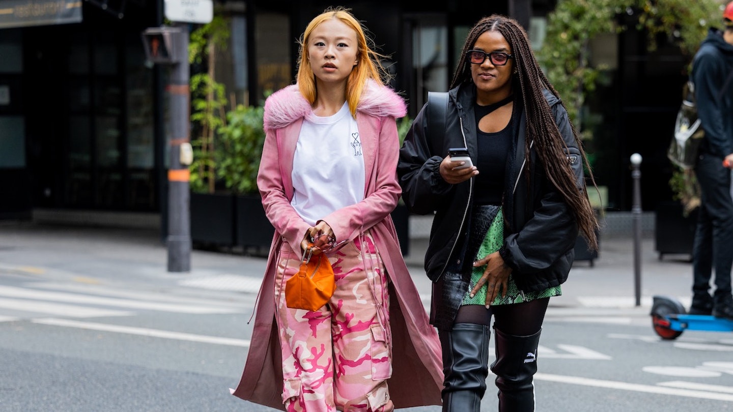 Everyone Is Wearing The '90s Grunge Aesthetic This Autumn Everyone Is Wearing The '90s Grunge Aesthetic This Autumn