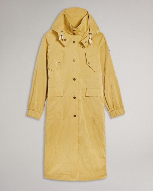 The Best Raincoats That Won’t Kill Your Vibe Grazia