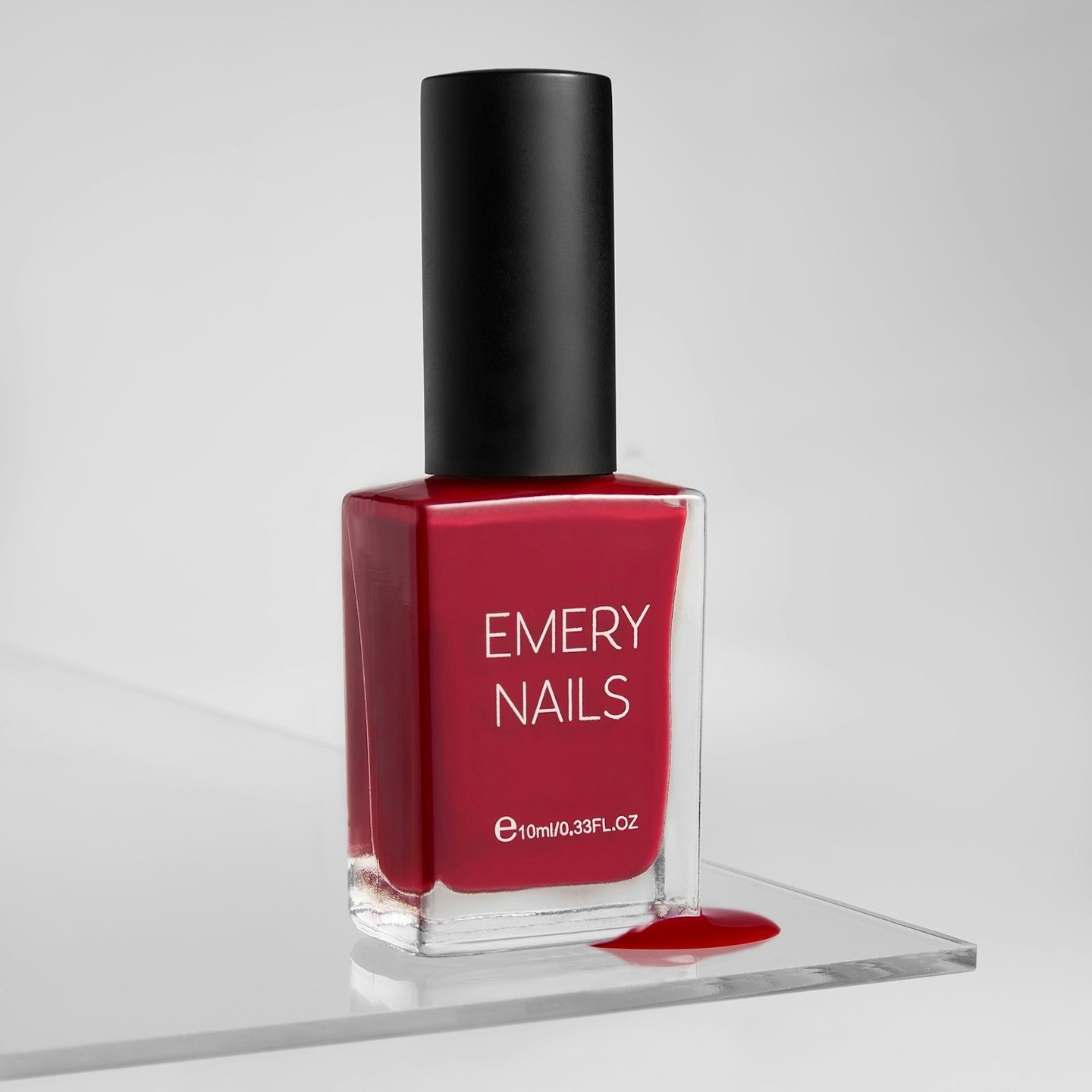 Emery Nails Gloss in Rosso