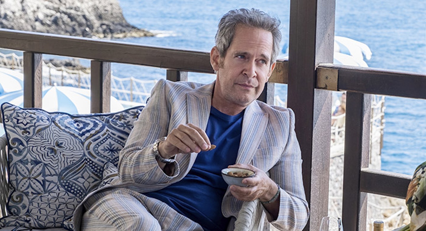 Tom Hollander sat on chair in HBO's The White Lotus