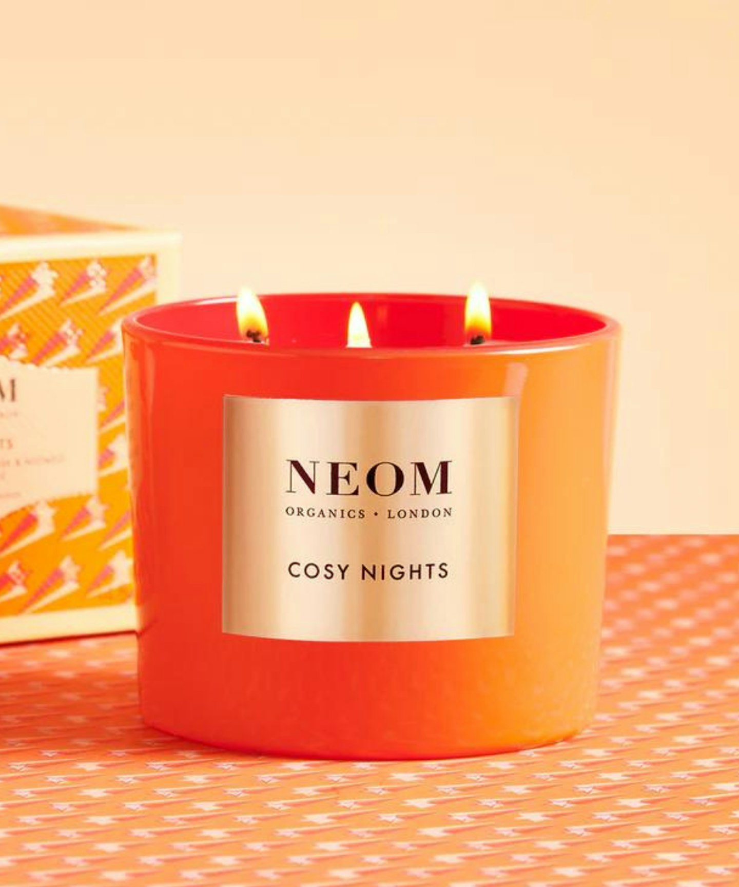 NEOM Cosy Nights Candle