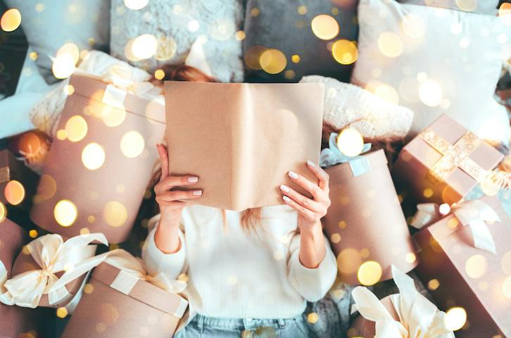 6 Christmas Books To Cosy Up With - Vimarsana News