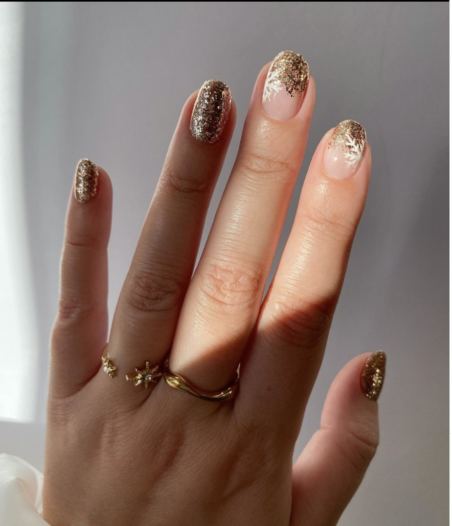 matteabout_nails,