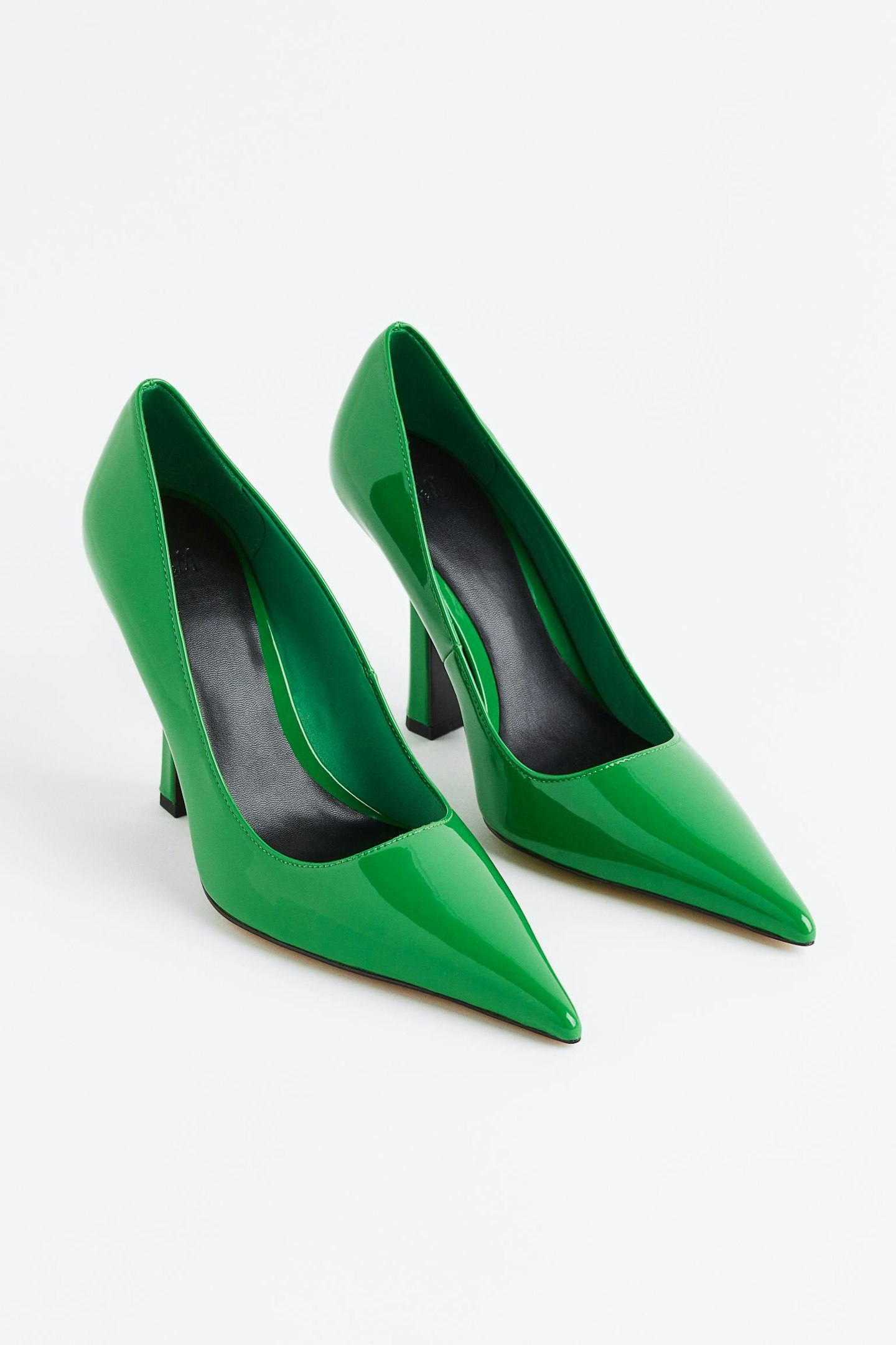 H&M, Court Shoes