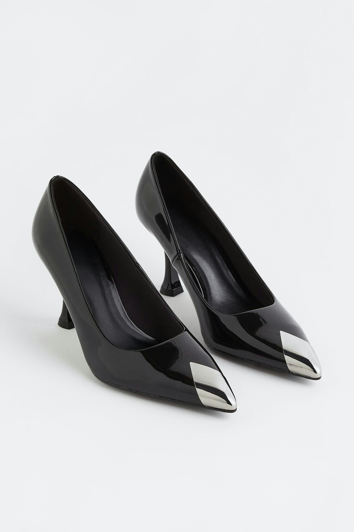 H&M, Court Shoes