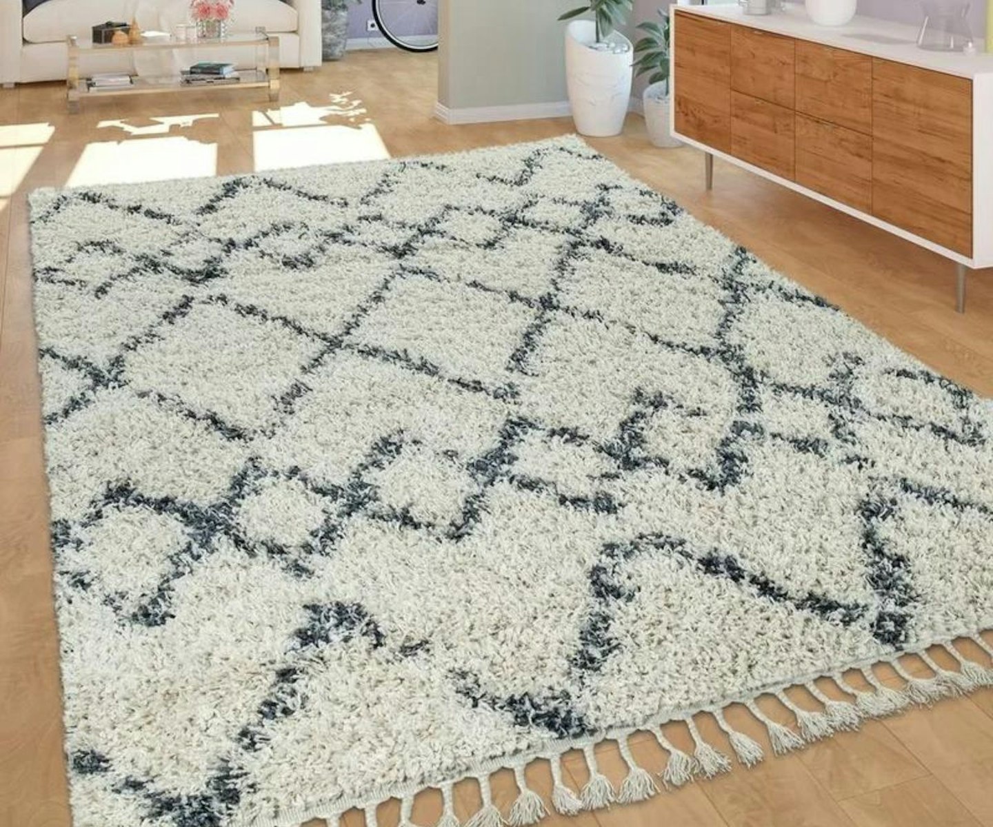 Whitney Shaggy Cream/Black Rug