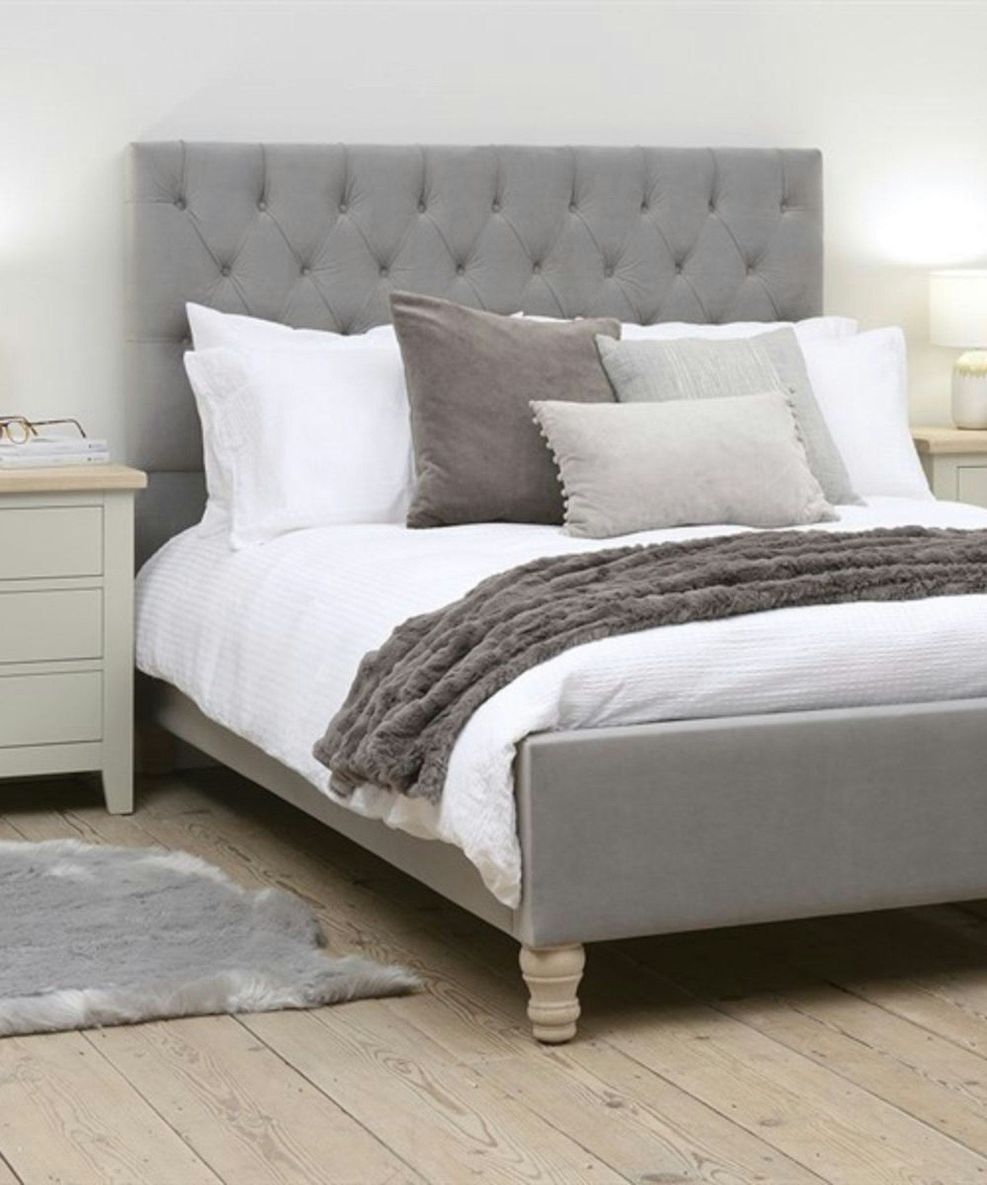 Cotswold Company Bed Evesham Granite Linen Super Kingsize Upholstered