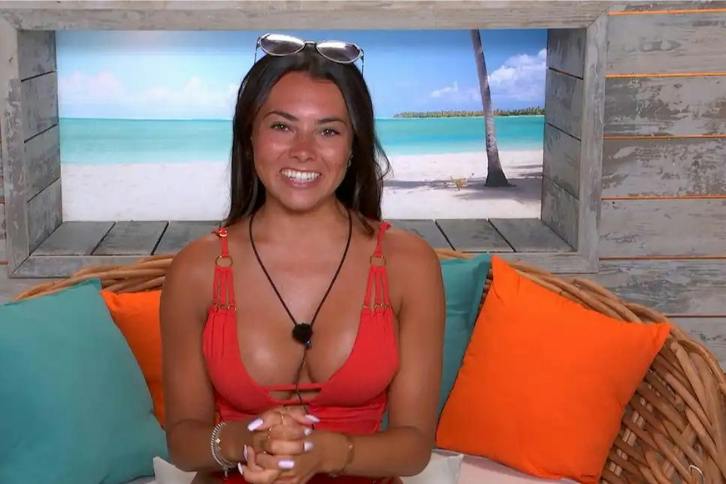 Paige Thorne: 'Having Australian Love Islanders Defeats The Whole Purpose Of The Show' - Vimarsana News