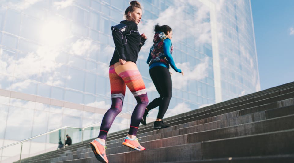 Mug promise Tear The Best Winter Running Gear For Cold-Weather Workouts | Grazia
